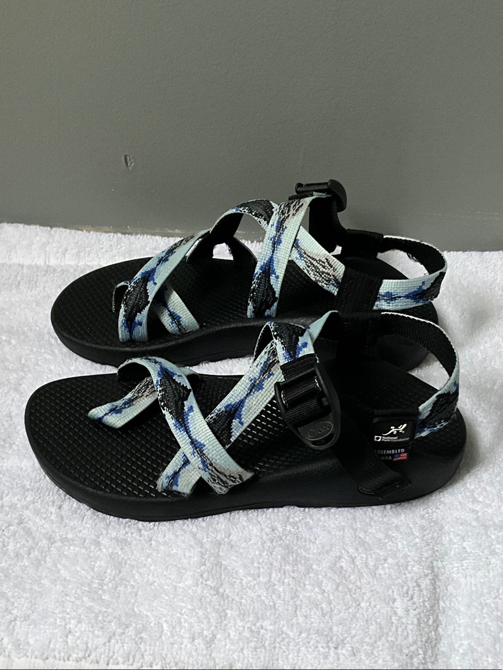 Kids Strappy Outdoor Sandals in Blue Pattern